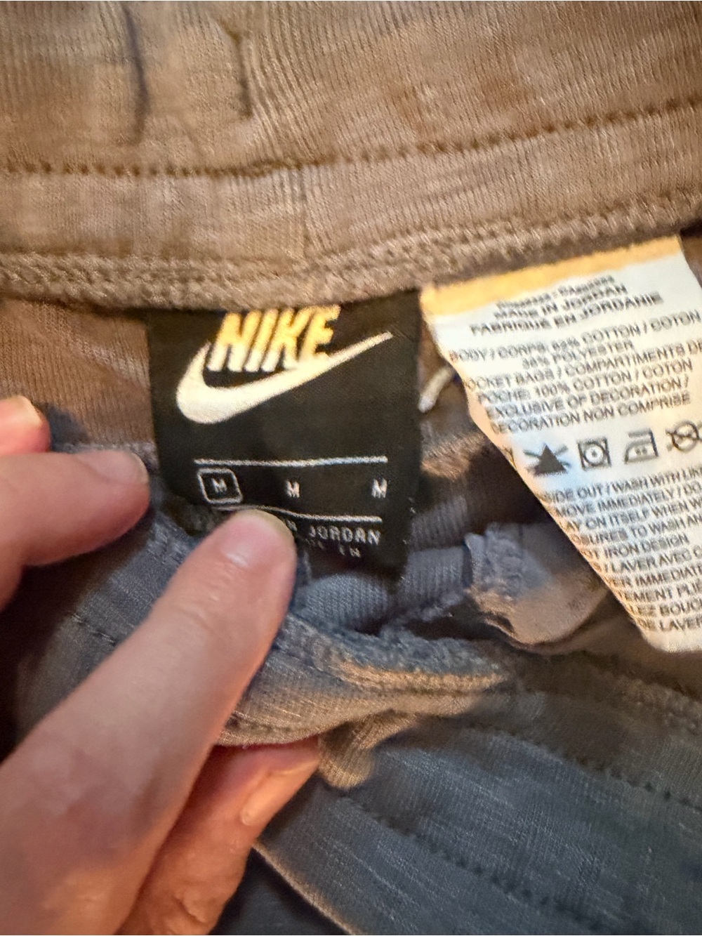 Nike Men's Charcoal Gray Sweatpants Joggers with Drawstring - Picture 3 of 3